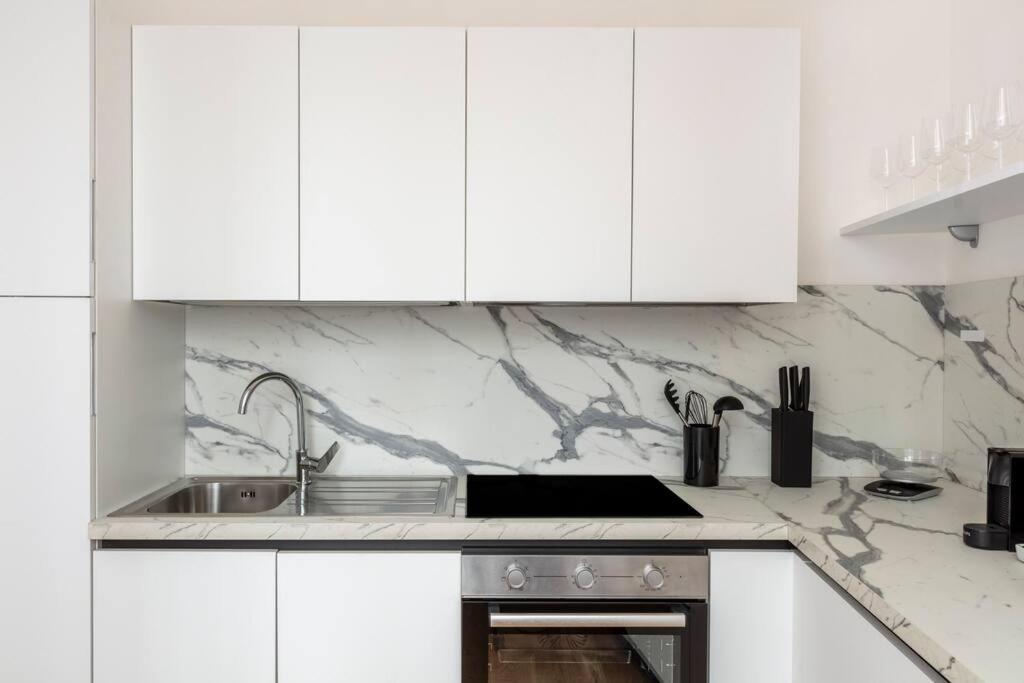 Sjr Luxury Apartment Trevi Fountain Roma Esterno foto
