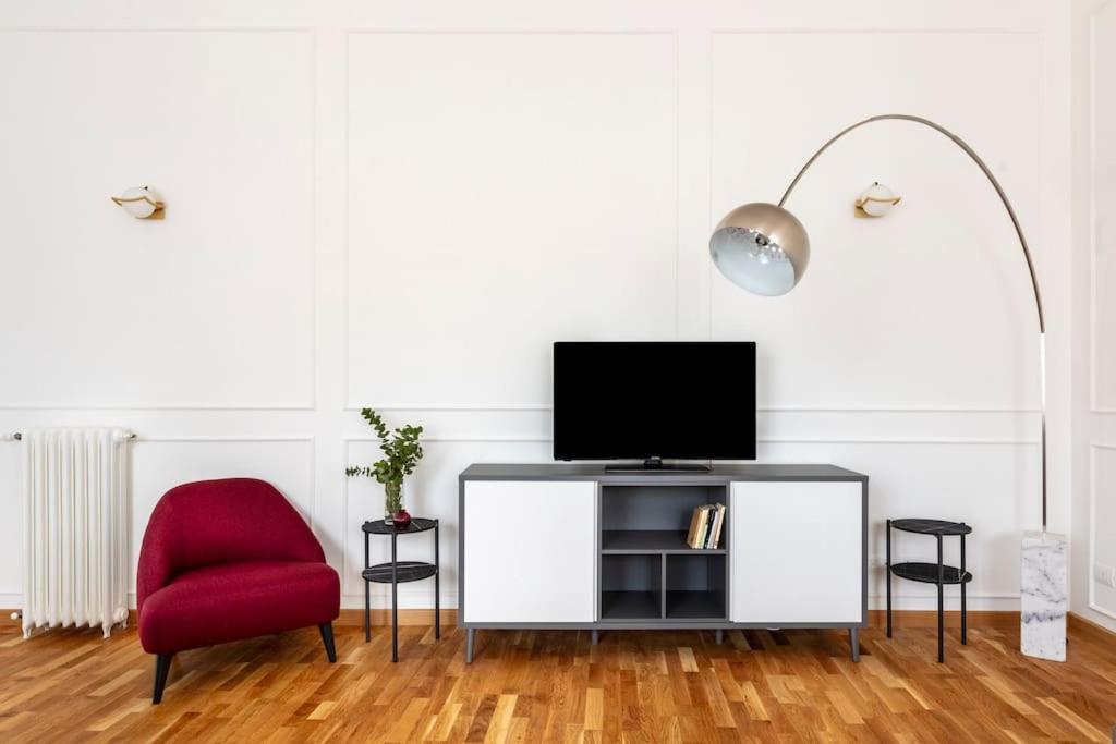 Sjr Luxury Apartment Trevi Fountain Roma Esterno foto