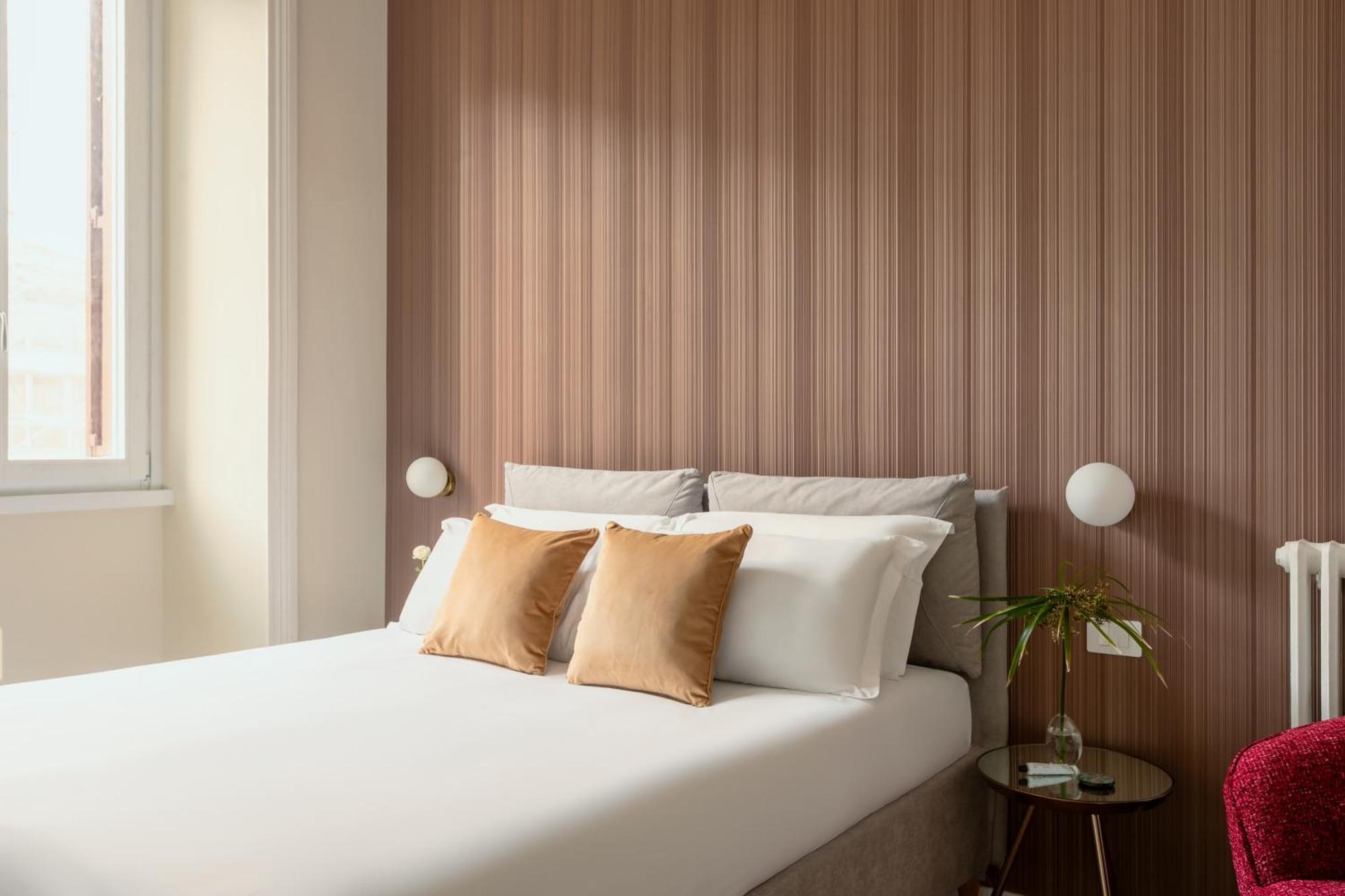 Sjr Luxury Apartment Trevi Fountain Roma Esterno foto